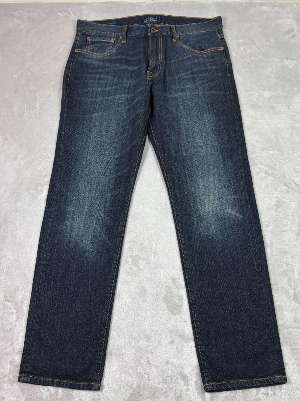 Lucky Brand 221 Straight Jeans Mens 34x32 Blue Medium Wash Denim Zip Fly Preppy
